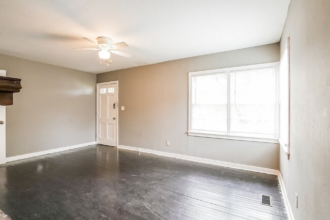 Photo - Recently Remodeled Clean Home for Immediate Move-In
Voucher Friendly, let's talk!