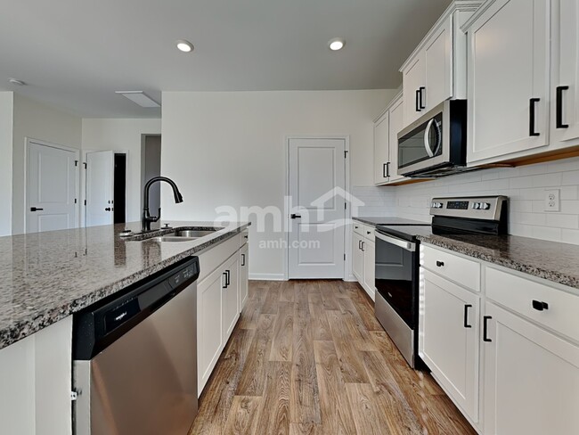 Photo - 121 Decker Dr