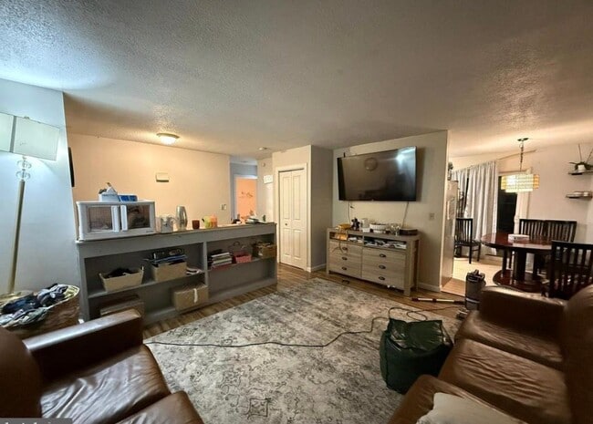 Photo - 1001 Ellman Ln