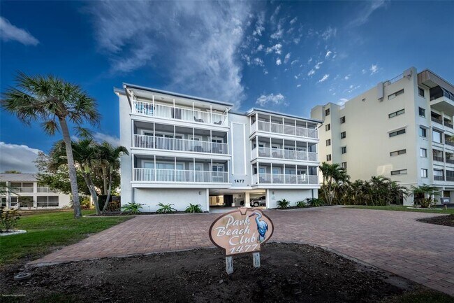 1477 Park Beach Cir Unit 11