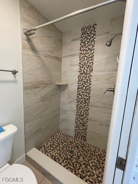 Building Photo - 8071 Country Rd Unit 205