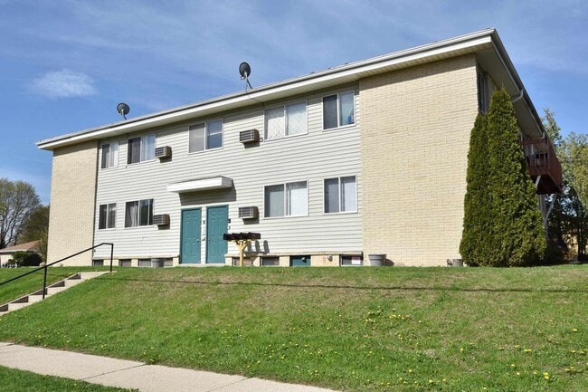 Building Photo - 1104 Green Tree Rd Unit 1410 Park Ave  3 Rental