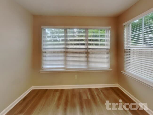 Photo - 5459 Somer Mill Rd