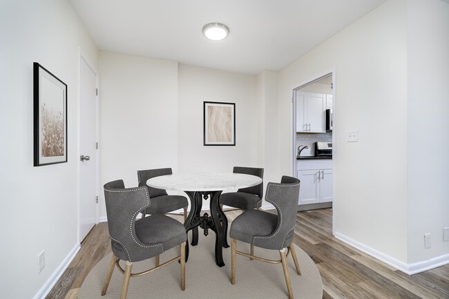 Photo - The Siena Building