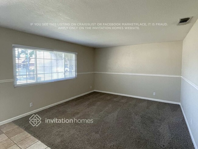 1542 Claremont Dr
