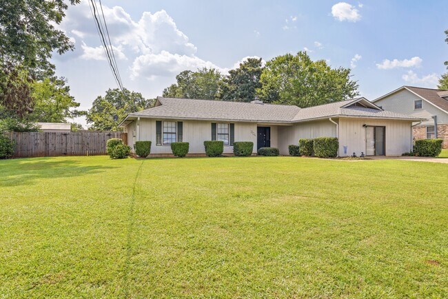 Photo - 304 Melbourne Dr