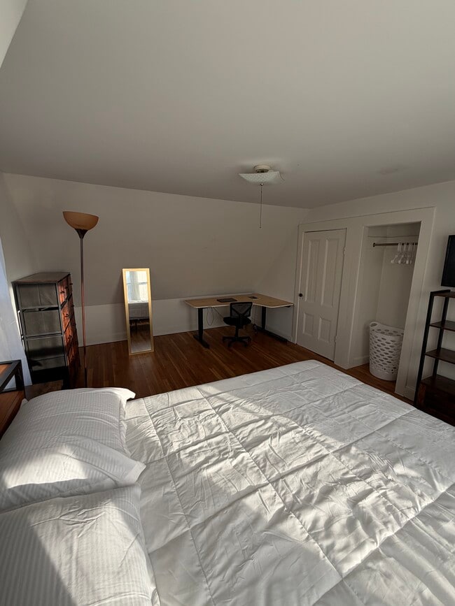 Photo - 104R Homes Ave