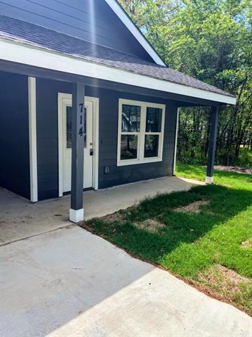 Photo - 714 Cedarcrest Dr