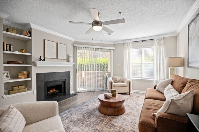 Northlake Apartments
