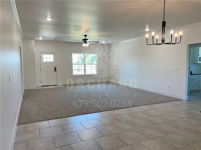 Photo - 1801 E Hudson Dr