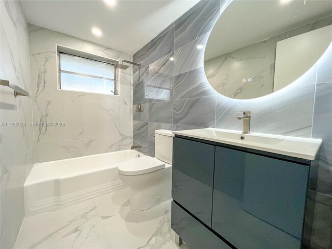 Building Photo - 2005 Sans Souci Blvd Unit 107