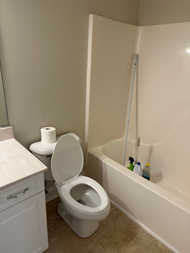 Bathroom - 6935 Old Valley School Rd