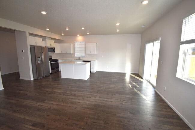Photo - Beautiful Home in Cul De Sac!