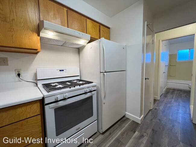 Photo - 2 br, 2 bath House - 7965 Leona Way #C