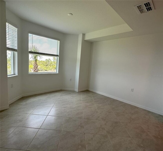 Photo - 14131 Heritage Landing Blvd Unit 822
