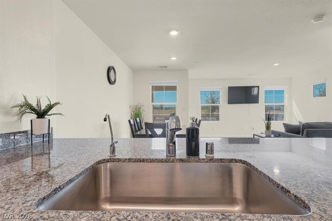 Building Photo - 1115 Meadow Sparrow Pl