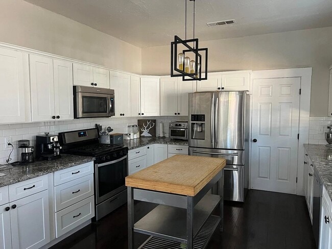 Photo - 1251 N San Pablo Ave