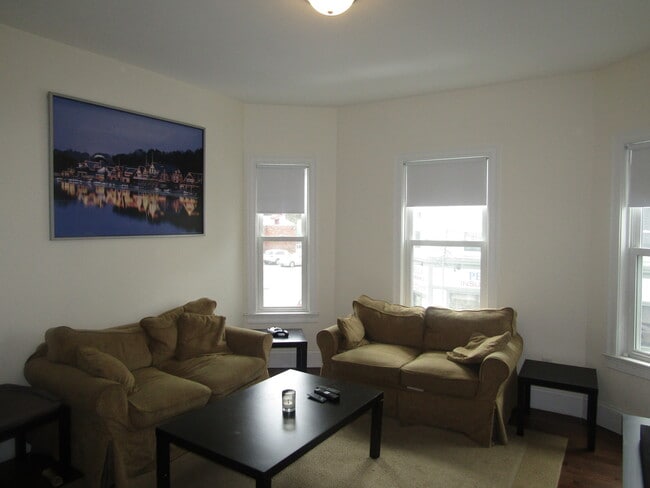 Photo - 574 Washington St Unit 3