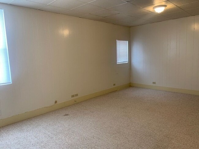 Photo - 207 E Main St Unidad A