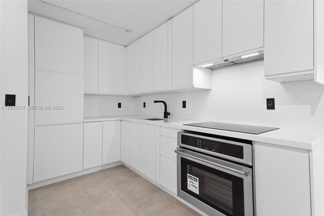 Photo - 240 Collins Ave Unit 4A