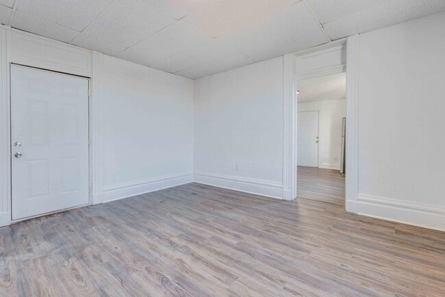 Photo - 238 Hazelwood Ave Unidad #3