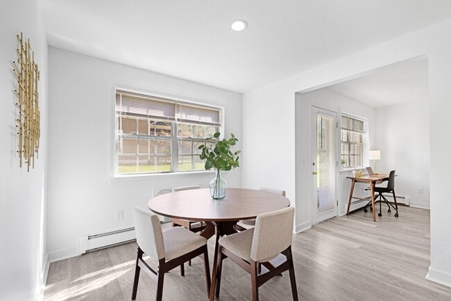 Photo - 100 Suburban Park Dr Unit 204-4