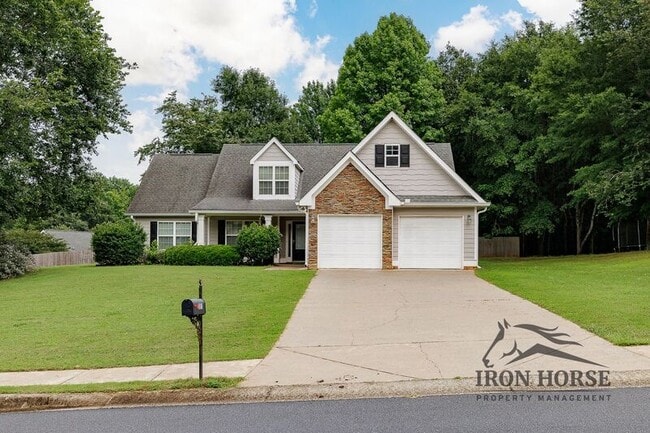 Photo - 285 Finch Way