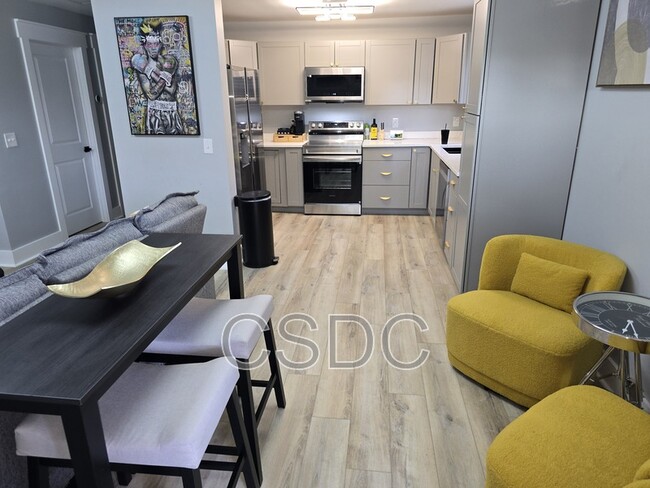 Photo - 1315 Gorrell St Unidad 6 Rental