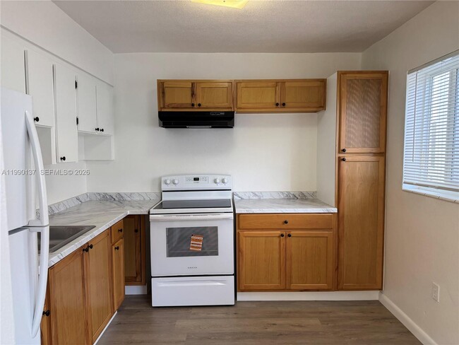 Photo - 4080 SW 2nd Terrace Unidad 6