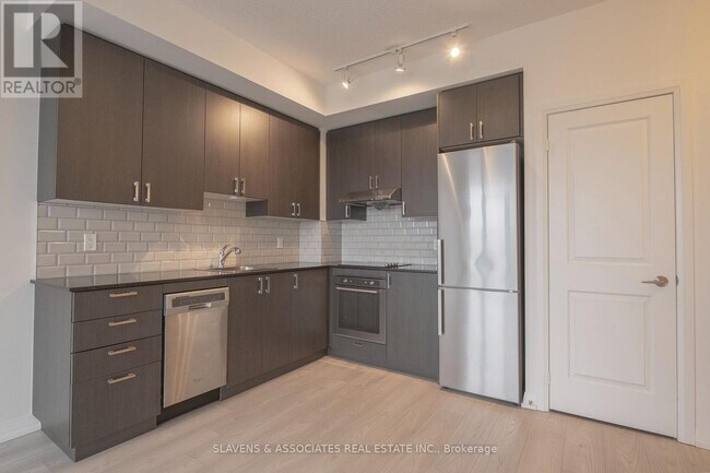 Photo - 50 Ann O'Reilly Rd Unit 330