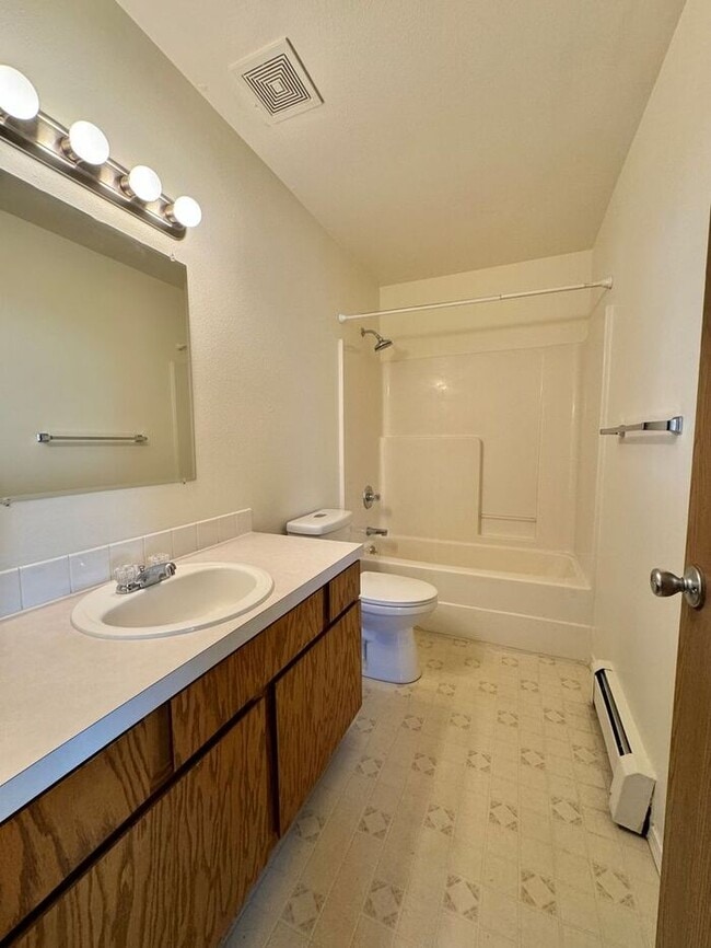 Photo - RENT INCLUDES ALL UTILITIES, except for el...