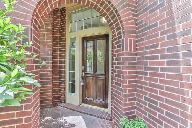 Photo - 8326 Hunters Village Dr