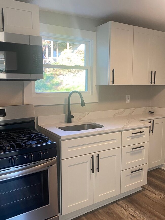 Photo - SUPER CUTE 1 BEDROOM/1 BATH HOME IN NORTH IRWIN - MOVE IN READY!!