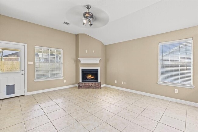 Photo - 3818 Springcrest Ln