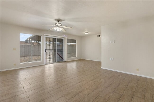 Photo - Spectacular Updates, 3 Bedroom 2 Bath