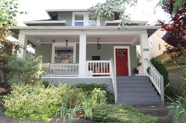 Building Photo - 2919 E Cherry St Unit Main