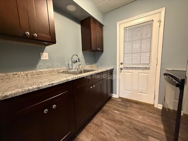 Photo - 324 Wilson Ave Unit 324 D
