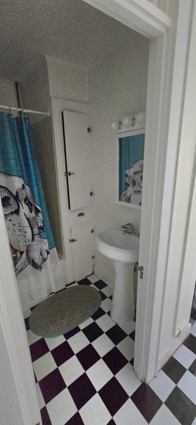 Photo - 573 Main St Unit 2