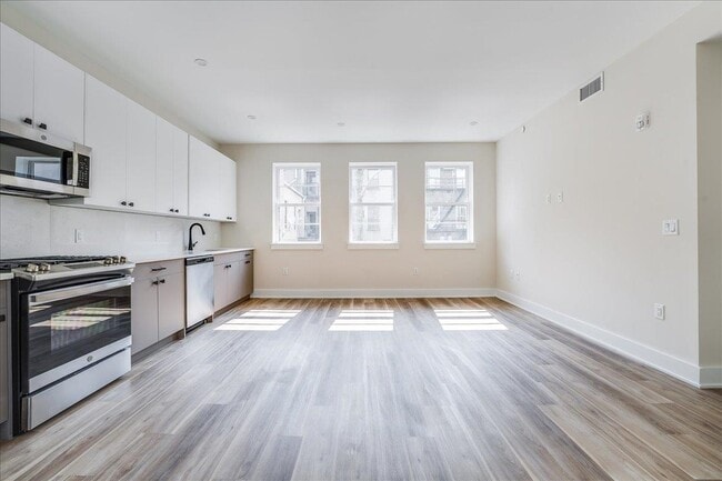 Photo - 237 Washington St Unit 205