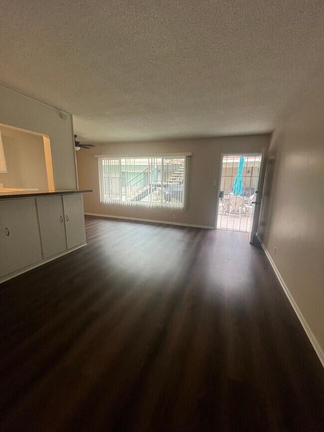 1101 E Ocean Blvd