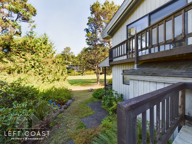 132 Salishan Dr