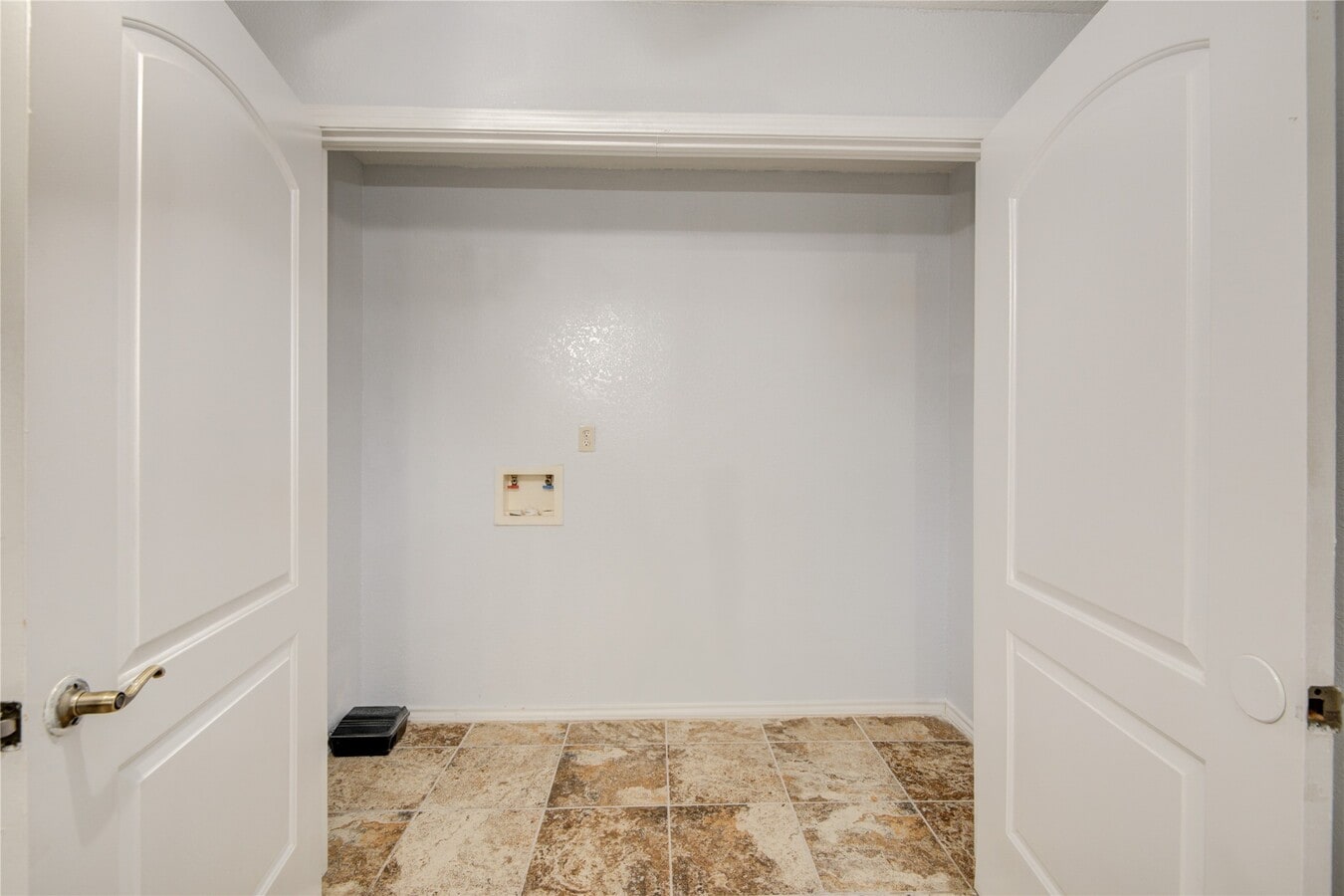 Photo - 811 W 7th St