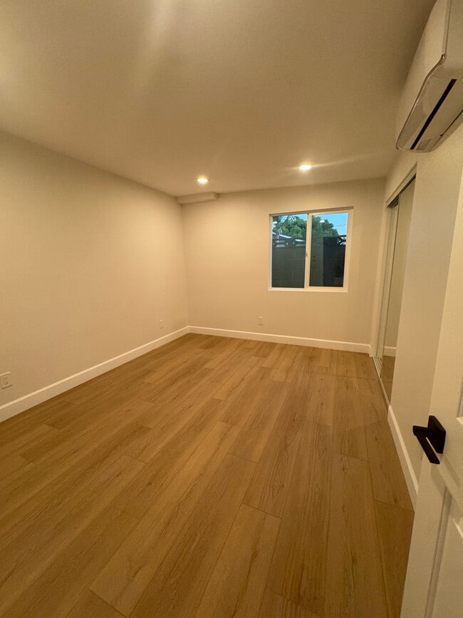 Photo - 729 Tressy Ave