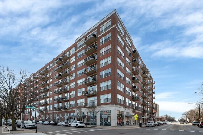 Building Photo - 6 S Laflin St Unit 911S