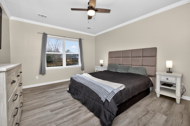 Photo - 29 Keowee Ln