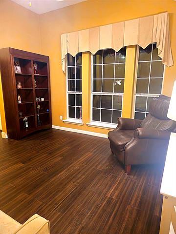 311 Kingfisher Ln