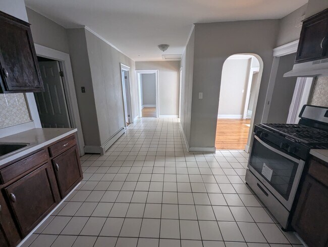 Photo - 186 Beacon Ave Unit 2