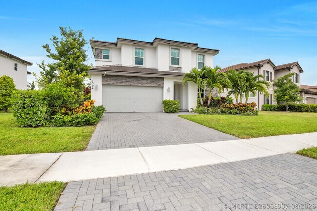 Photo - 1304 Whitcombe Dr