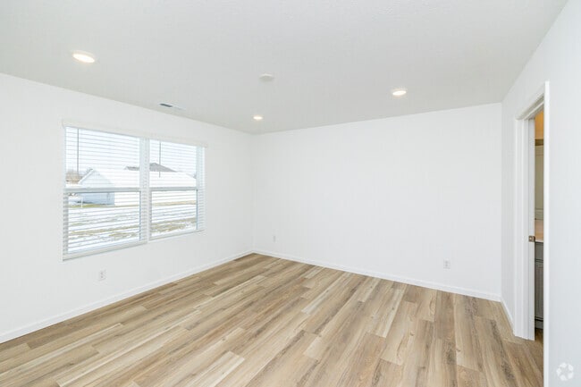 3BR, 2BA - 1,498SF - Unit B - Bedroom