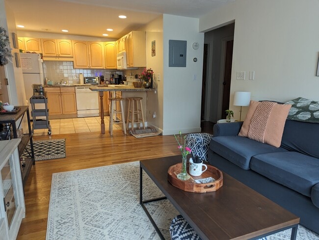 Photo - 11 Commonwealth Ct Unit 15